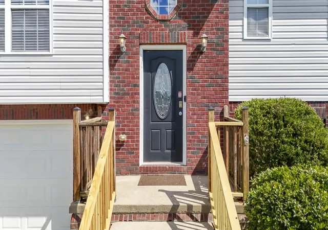 Photo 3 of Sale Pending at 1005 Rueland Dr, Lawrenceburg, KY 40342 | MLS# 26014002 | Listing updated on 2026-08-27