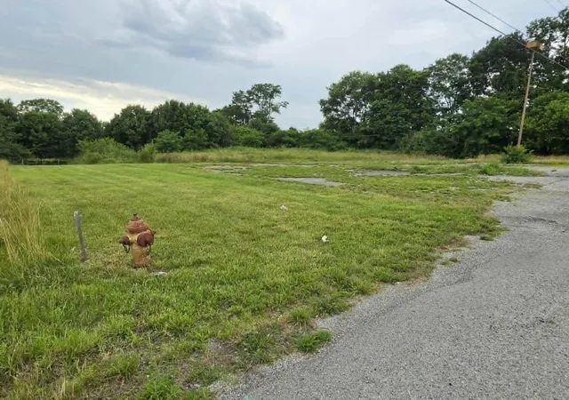 4th image of 140 Laralan Ave Ave, Frankfort, KY 40601 | MLS# 26014005