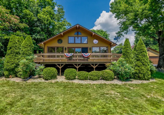 Homes for sale in Mount Sterling, KY | 289 Hinkston Pike, Mount Sterling, KY 40353 | MLS# 26014049