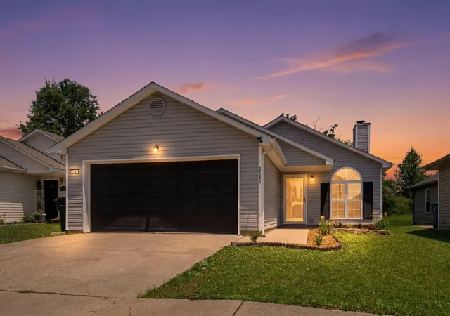 Photo 1 of Single family home for sale at 2161 Curtiswood Dr, Lexington, KY 40505 | MLS# 26014188 | Listing updated on 2026-06-29