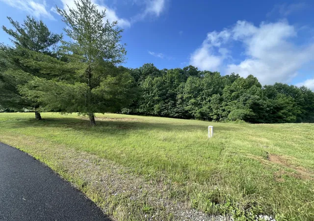 Homes for sale in Russell Springs, KY | 52 52 Zion Loop Loop, Russell Springs, KY 42642 | MLS# 26014073