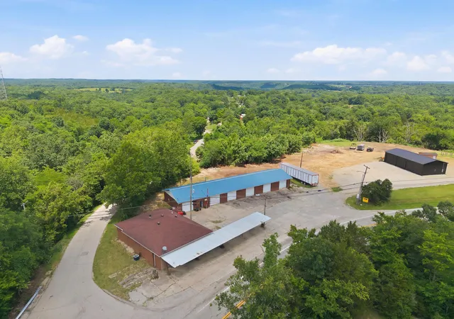 Homes for sale in Frankfort, KY | 2590 Bald Knob Rd, Frankfort, KY 40601 | MLS# 26014029