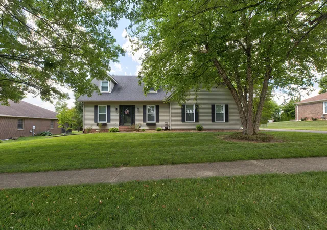 Homes for sale in Winchester, KY | 19 Fontaine Blvd, Winchester, KY 40391 | MLS# 26014243