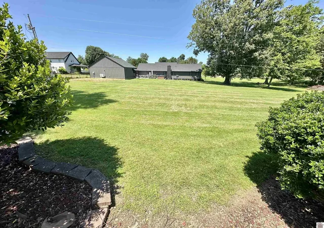 4th image of 81 Oak Shadow Ln #0, Benton, KY 42025 | MLS# 26016814
