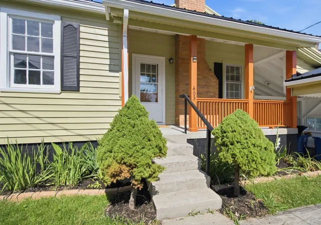 Photo 3 of Sale Pending at 403 N 4th Street, Danville, KY 40422 | MLS# 26014066 | Listing updated on 2026-09-09
