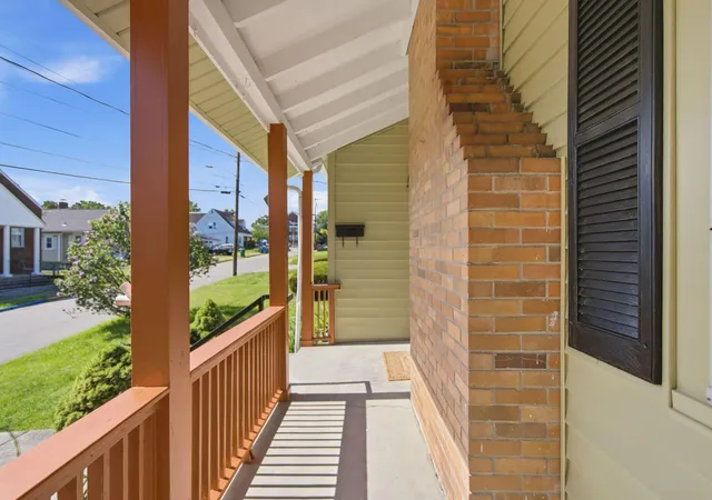 Photo 4 of Sale Pending at 403 N 4th Street, Danville, KY 40422 | MLS# 26014066 | Listing updated on 2026-09-09