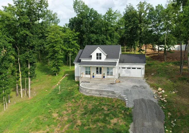 Homes for sale in Falls Of Rough, KY | 118 118 Stargazer Ln Ln, Falls Of Rough, KY 40119 | MLS# 26014075