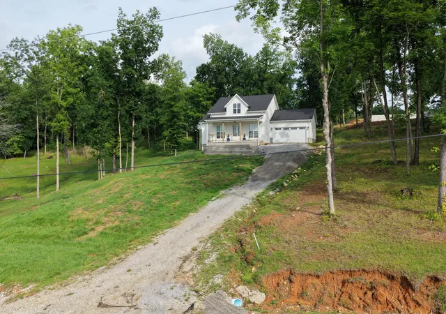 Homes for sale in Falls Of Rough, KY | 118 118 Stargazer Ln Ln, Falls Of Rough, KY 40119 | MLS# 26014075