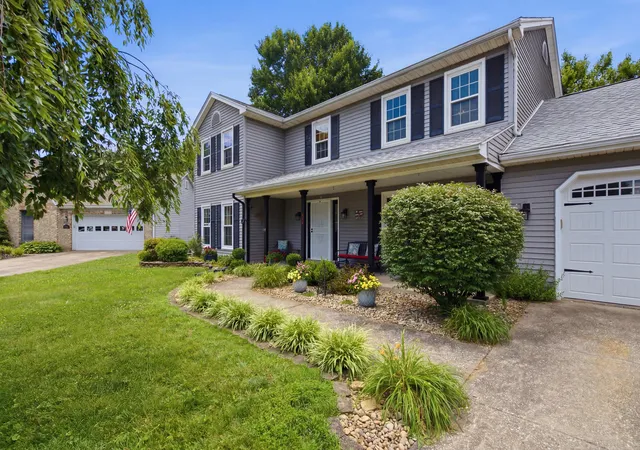 Homes for sale in Versailles, KY | 418 Wells Ln, Versailles, KY 40383 | MLS# 26014207