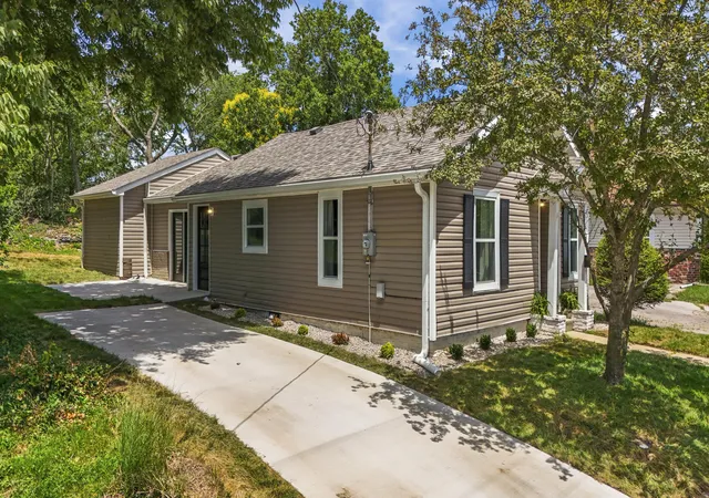 Homes for sale in Nicholasville, KY | 103 W Brown St, Nicholasville, KY 40356 | MLS# 26014189