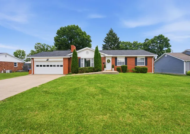 Homes for sale in Frankfort, KY | 207 Bellwood Ct, Frankfort, KY 40601 | MLS# 26014173