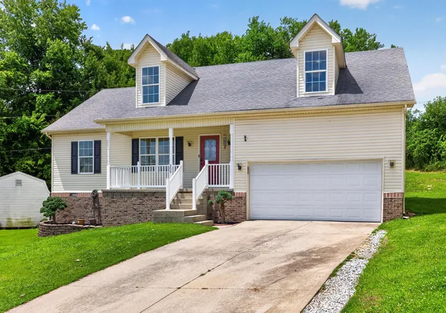 2nd image of 209 Connie Ln, Winchester, KY 40391 | MLS# 26015653
