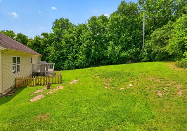 30th image of 209 Connie Ln, Winchester, KY 40391 | MLS# 26015653