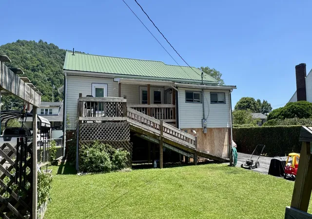 Homes for sale in Pineville, KY | 522 W Virginia, Pineville, KY 40977 | MLS# 26014101