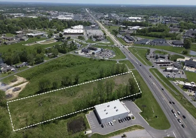 Photo 1 of Land for sale at 5269 Hinkleville Rd, Paducah, KY 42001 | MLS# 26016821 | Listing updated on 2026-09-10