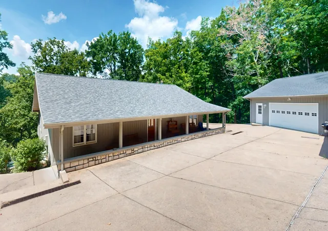 Homes for sale in Cadiz, KY | 76 Sioux Ct, Cadiz, KY 42211 | MLS# 26014502