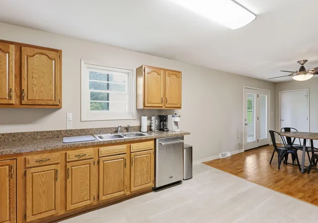 Homes for sale in Frankfort, KY | 131 Oaklawn Dr, Frankfort, KY 40601 | MLS# 26014233