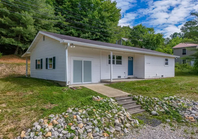 Homes for sale in Morehead, KY | 2230 W Us 60, Morehead, KY 40351 | MLS# 26014141