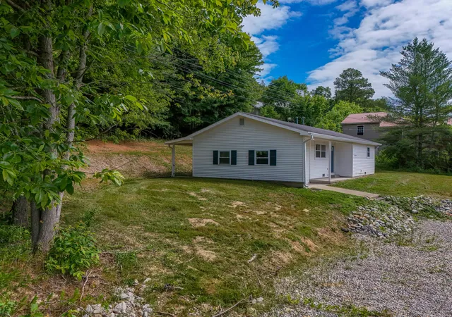 Homes for sale in Morehead, KY | 2230 W US 60, Morehead, KY 40351 | MLS# 26014141