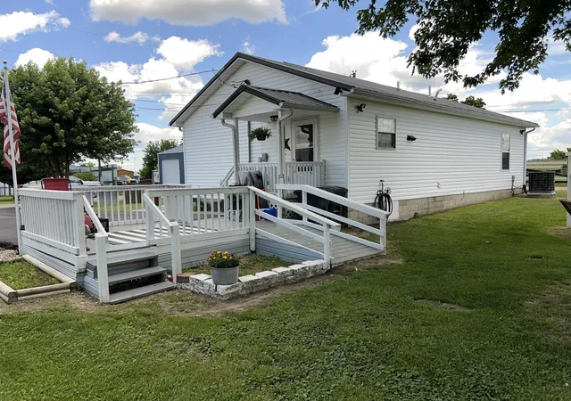 Homes for sale in Tollesboro, KY | 98 Bolton Ln, Tollesboro, KY 41189 | MLS# 26014113