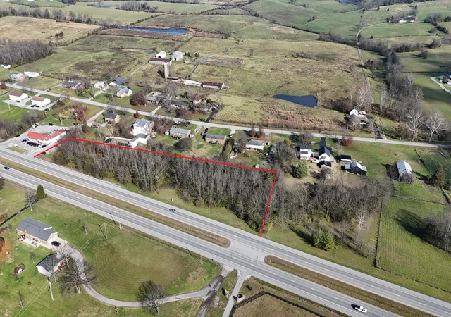 Homes for sale in Salvisa, KY | 5400 Louisville Rd, Salvisa, KY 40372 | MLS# 26014123