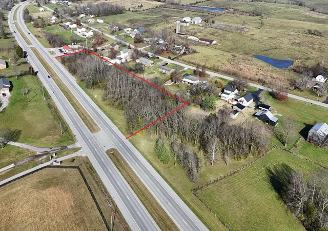 Homes for sale in Salvisa, KY | 5400 Louisville Rd, Salvisa, KY 40372 | MLS# 26014123