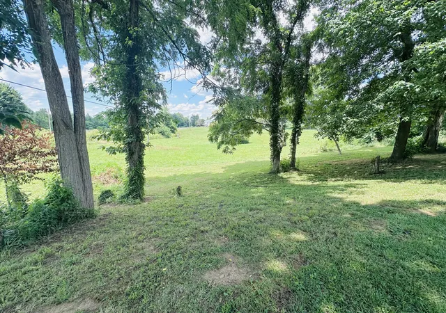 Photo 4 of Single family home for sale at 6330 US Hwy 27 S, Stanford, KY 40484 | MLS# 26014272 | Listing updated on 2026-06-22