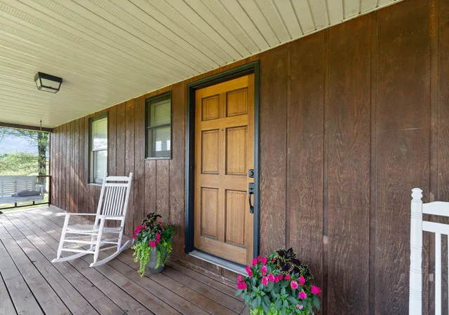 Homes for sale in Mt Sterling, KY | 2371 Howards Mill Rd, Mt Sterling, KY 40353 | MLS# 26014167