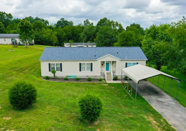 Homes for sale in London, KY | 323 Sunny Brook Cir, London, KY 40744 | MLS# 26014171