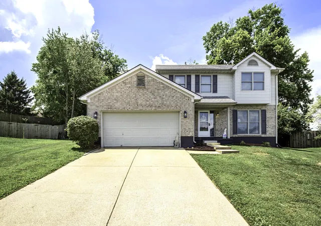 Photo 1 of Sale Pending at 407 Sweetbay Ct, Versailles, KY 40383 | MLS# 26014194 | Listing updated on 2026-09-09