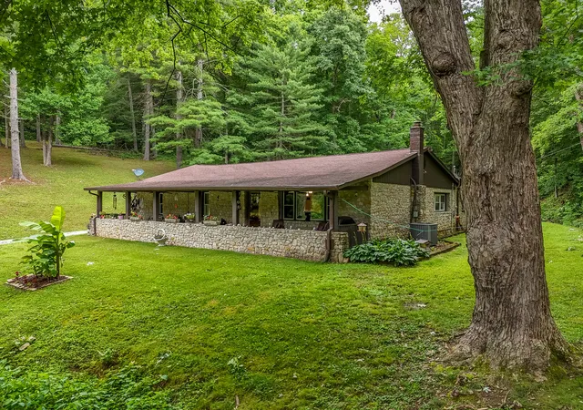 Homes for sale in Olive Hill, KY | 16596 W Us Hwy 60, Olive Hill, KY 41164 | MLS# 26014219