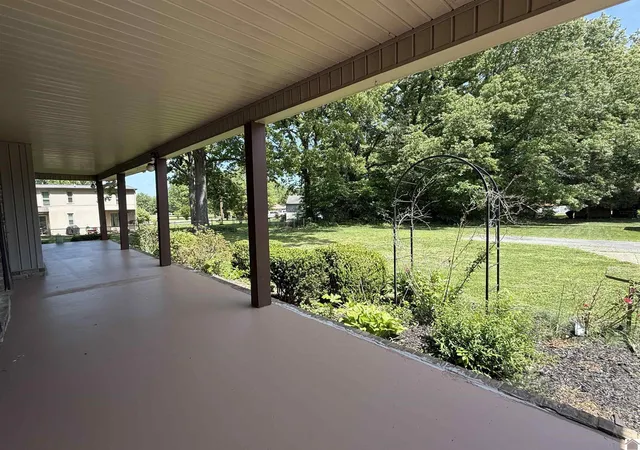 Homes for sale in Benton, KY | 1366 Scottsdale Dr, Benton, KY 42025 | MLS# 26017250