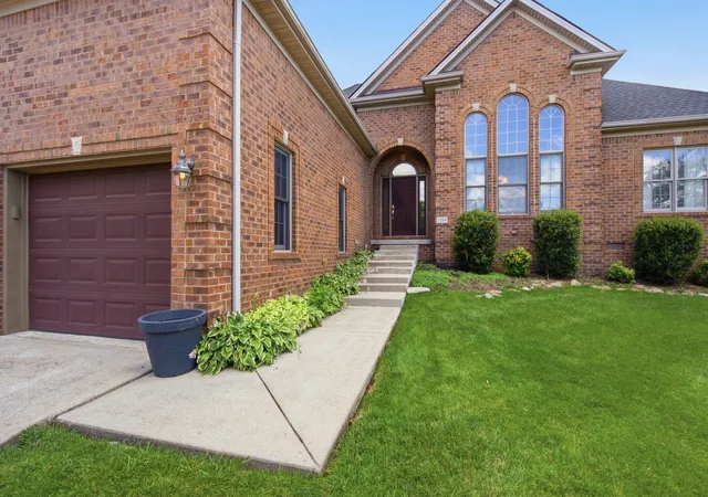 Photo 4 of Single family home for sale at 1084 Bay Colony Dr, Richmond, KY 40475 | MLS# 26014451 | Listing updated on 2026-06-29