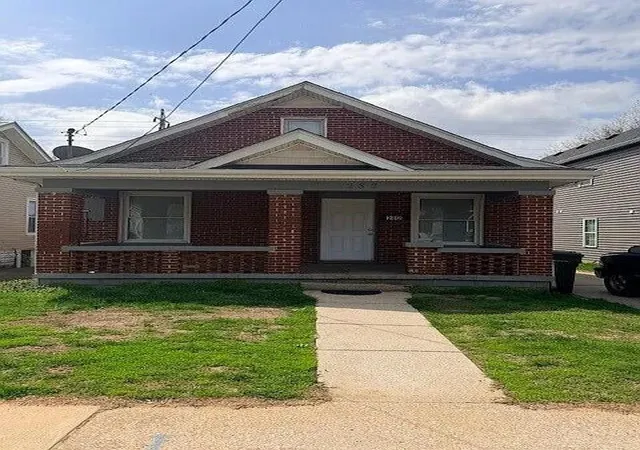 Photo 1 of Single family home for sale at 282 E Loudon Ave, Lexington, KY 40505 | MLS# 26019781 | Listing updated on 2026-09-01