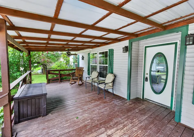 Photo 3 of Single family home for sale at 1911 Husband Rd, Paducah, KY 42003 | MLS# 26014244 | Listing updated on 2026-06-18
