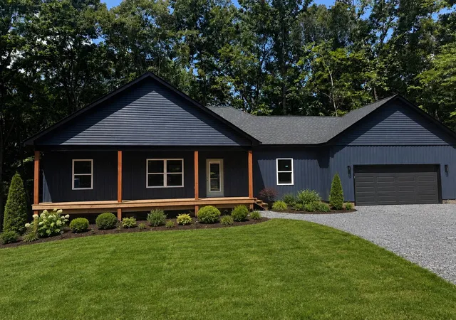 Photo 1 of Single family home for sale at 70 Deerfield Ct, Cadiz, KY 42211 | MLS# 26015647 | Listing updated on 2026-09-14