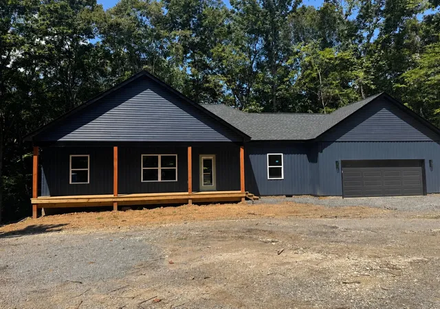 Photo 2 of Single family home for sale at 70 Deerfield Ct, Cadiz, KY 42211 | MLS# 26015647 | Listing updated on 2026-09-14