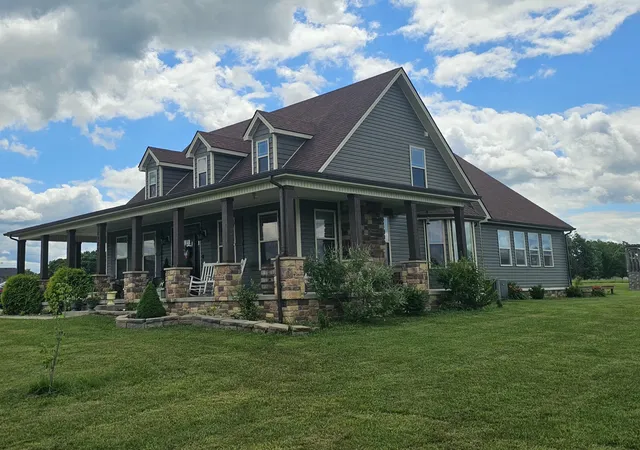 Homes for sale in Morehead, KY | 1275 Rice Rd, Morehead, KY 40351 | MLS# 26014419