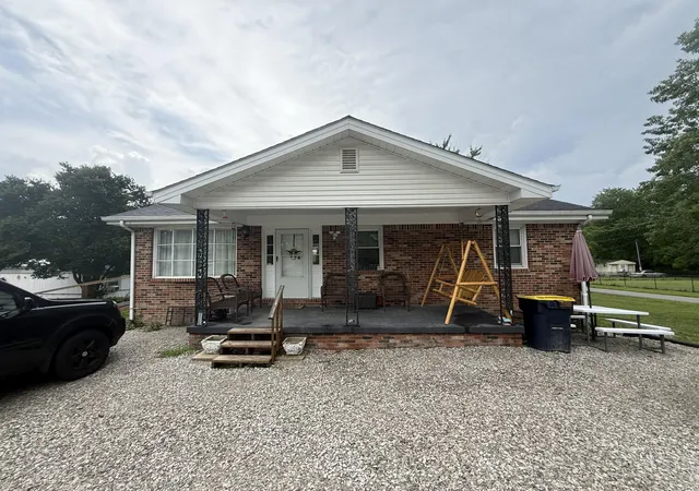 Homes for sale in Berea, KY | 1241 Flat Gap Rd, Berea, KY 40403 | MLS# 26014274
