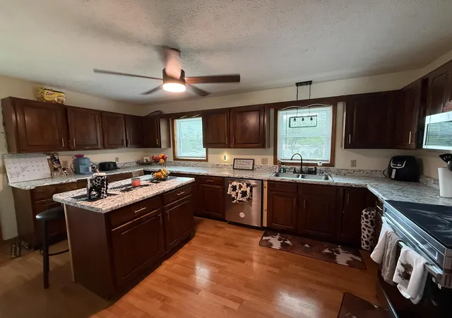 Homes for sale in Berea, KY | 1241 Flat Gap Rd, Berea, KY 40403 | MLS# 26014274