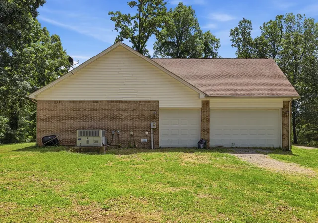 2nd image of 300 Rocky Point Ln, Gilbertsville, KY 42044 | MLS# 26017154