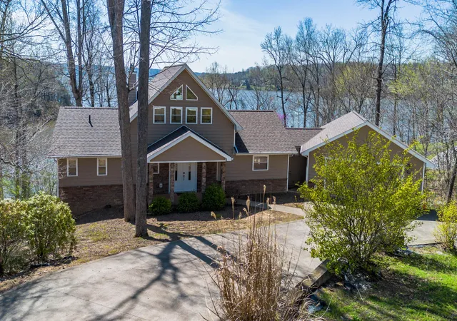 Homes for sale in Eddyville, KY | 171 Chelsea Rd, Eddyville, KY 42038 | MLS# 26014960