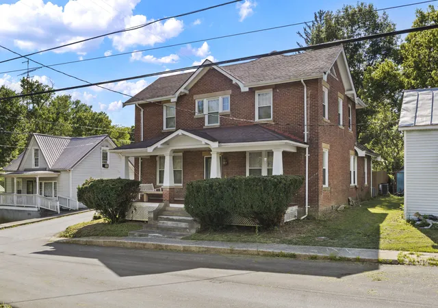 Photo 2 of Single family home for sale at 302 College St, Sadieville, KY 40370 | MLS# 26014276 | Listing updated on 2026-08-03