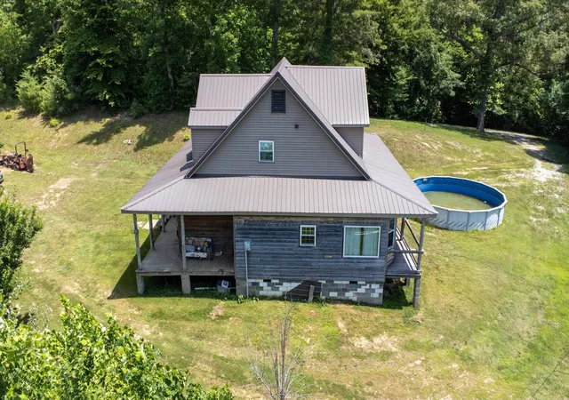Homes for sale in Flat Lick, KY | 212 Mills Creek Rd, Flat Lick, KY 40935 | MLS# 26014286
