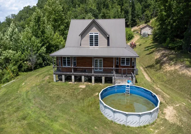 Homes for sale in Flat Lick, KY | 212 Mills Creek Rd, Flat Lick, KY 40935 | MLS# 26014286
