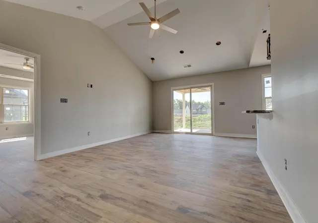 Homes for sale in Stamping Ground, KY | 156 Elk Dr, Stamping Ground, KY 40379 | MLS# 26014347