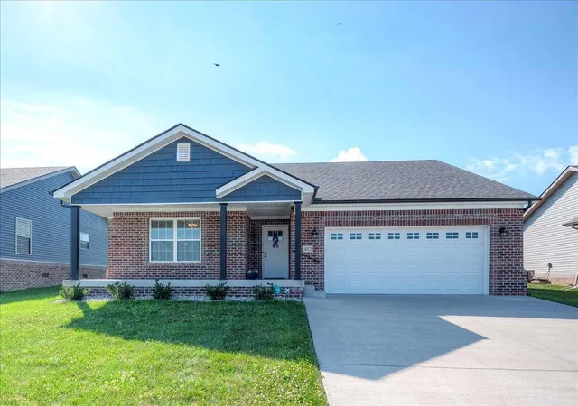 Homes for sale in Berea, KY | 452 Middle Creek Wy, Berea, KY 40403 | MLS# 26014318