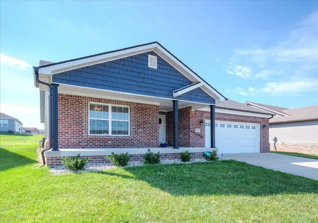Homes for sale in Berea, KY | 452 Middle Creek Wy, Berea, KY 40403 | MLS# 26014318