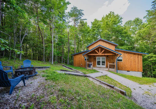 Homes for sale in Campton, KY | 168 Eagle Ridge Rd, Campton, KY 41301 | MLS# 26014322
