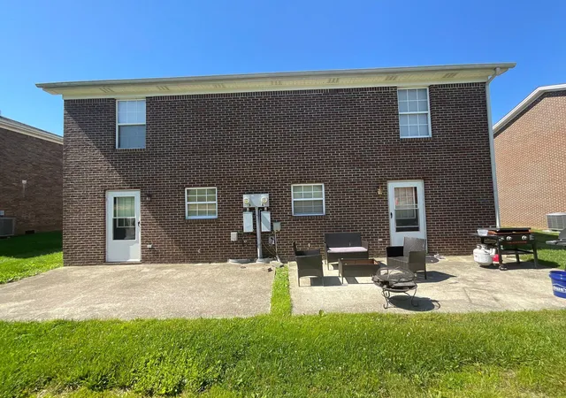 Homes for sale in Richmond, KY | 1045 Merrick Dr, Richmond, KY 40475 | MLS# 26014321